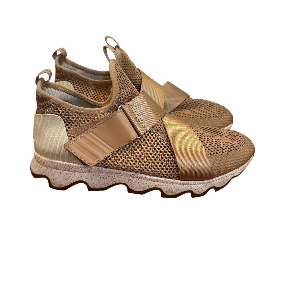 Sorel Kinetic Sneakers sz 10 Tan Joggers